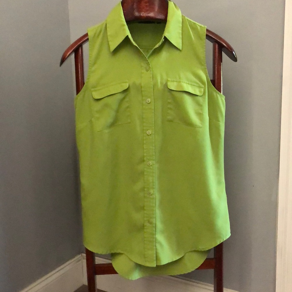 Sleeveless top